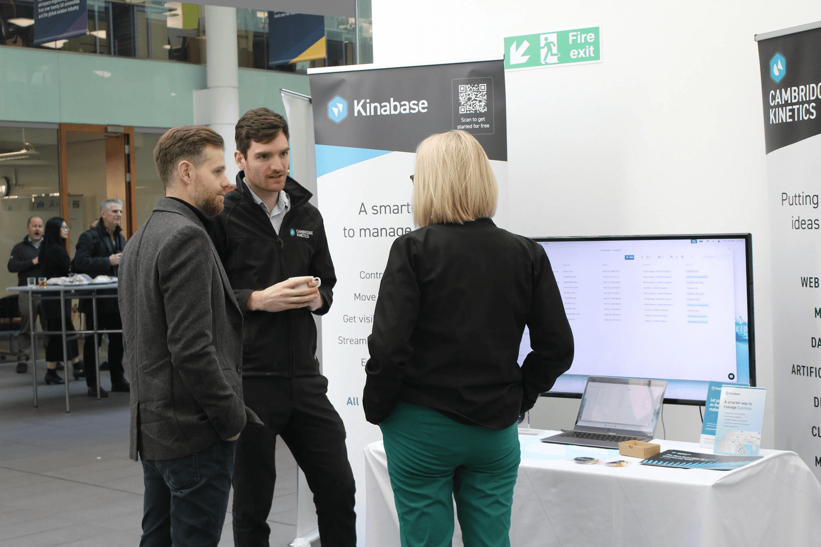 From Data to Insight in Seconds: How AI Chart Suggestions Transform Business Intelligence